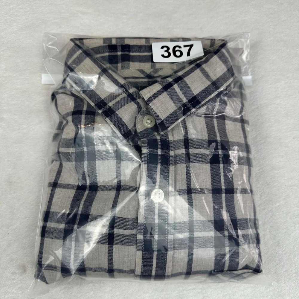 Banana Republic Mens‎ Standard Fit Plaid Button Down Shirt Navy Grey Size M